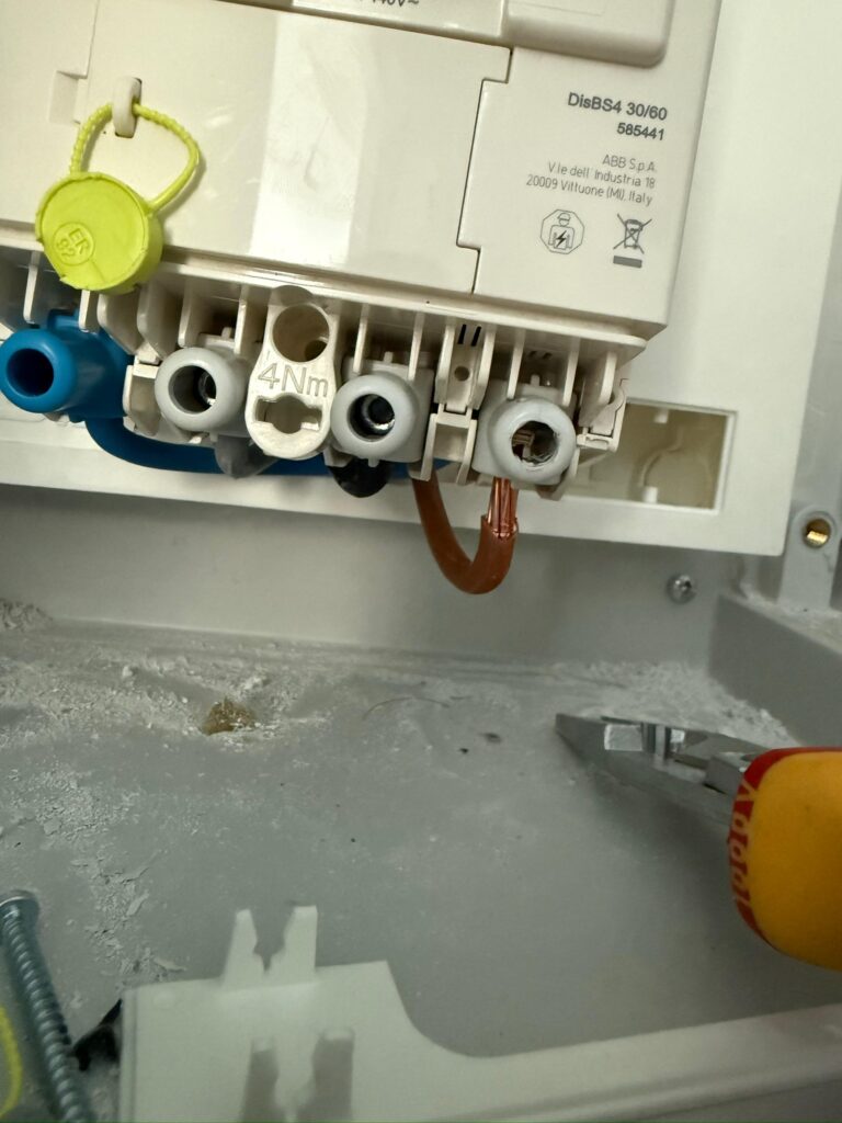 5588b9d7-7ce8-45c7-ba0e-be943af9e8bd